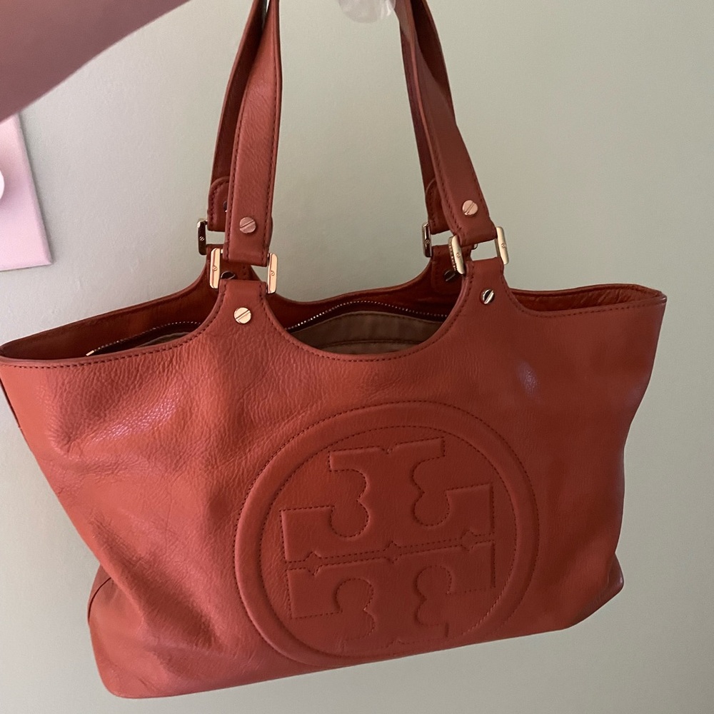 Tory Burch handbag. Tan/caramel color.